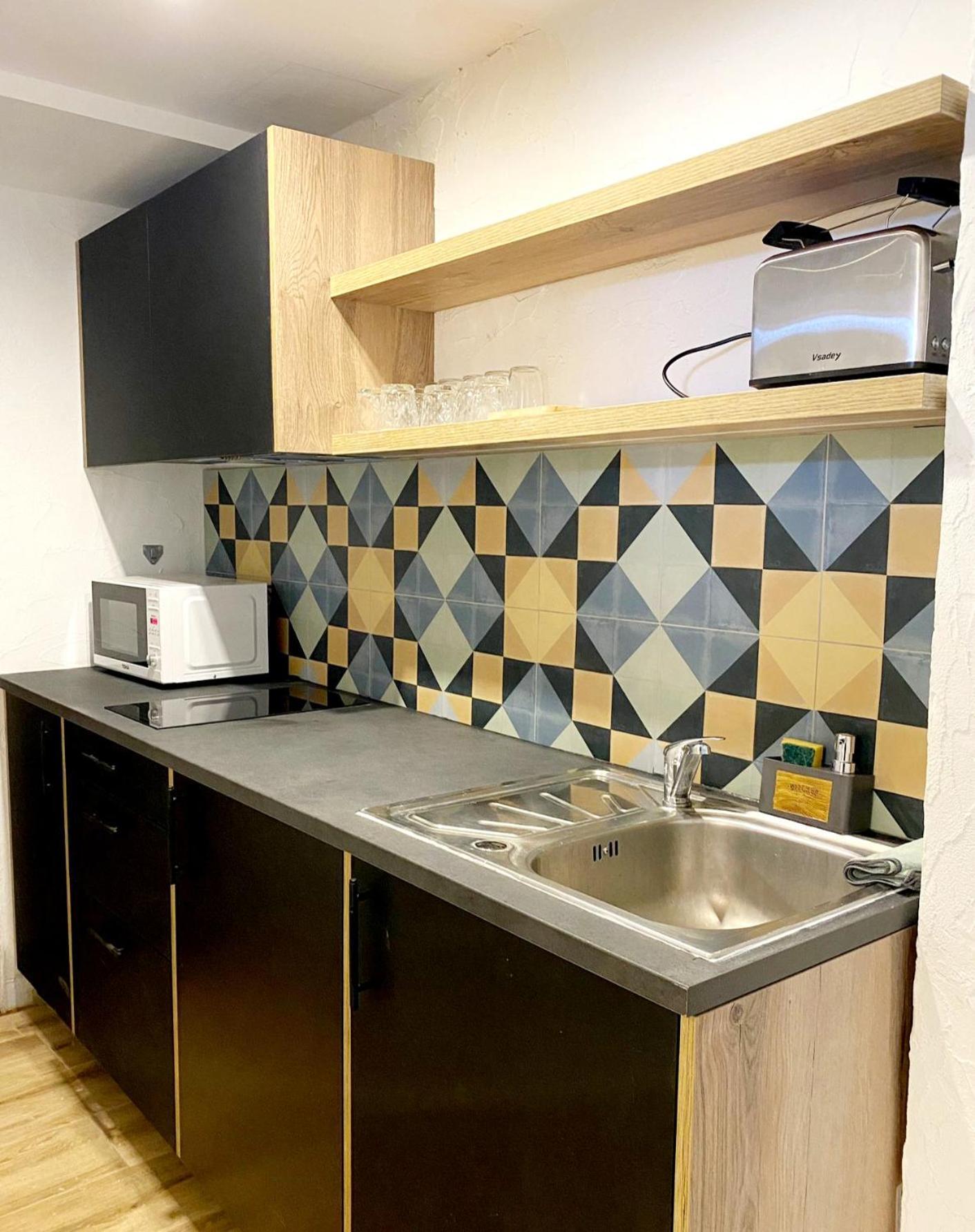 Y Hostel - Albergue Juvenil PMI Eksteriør bilde