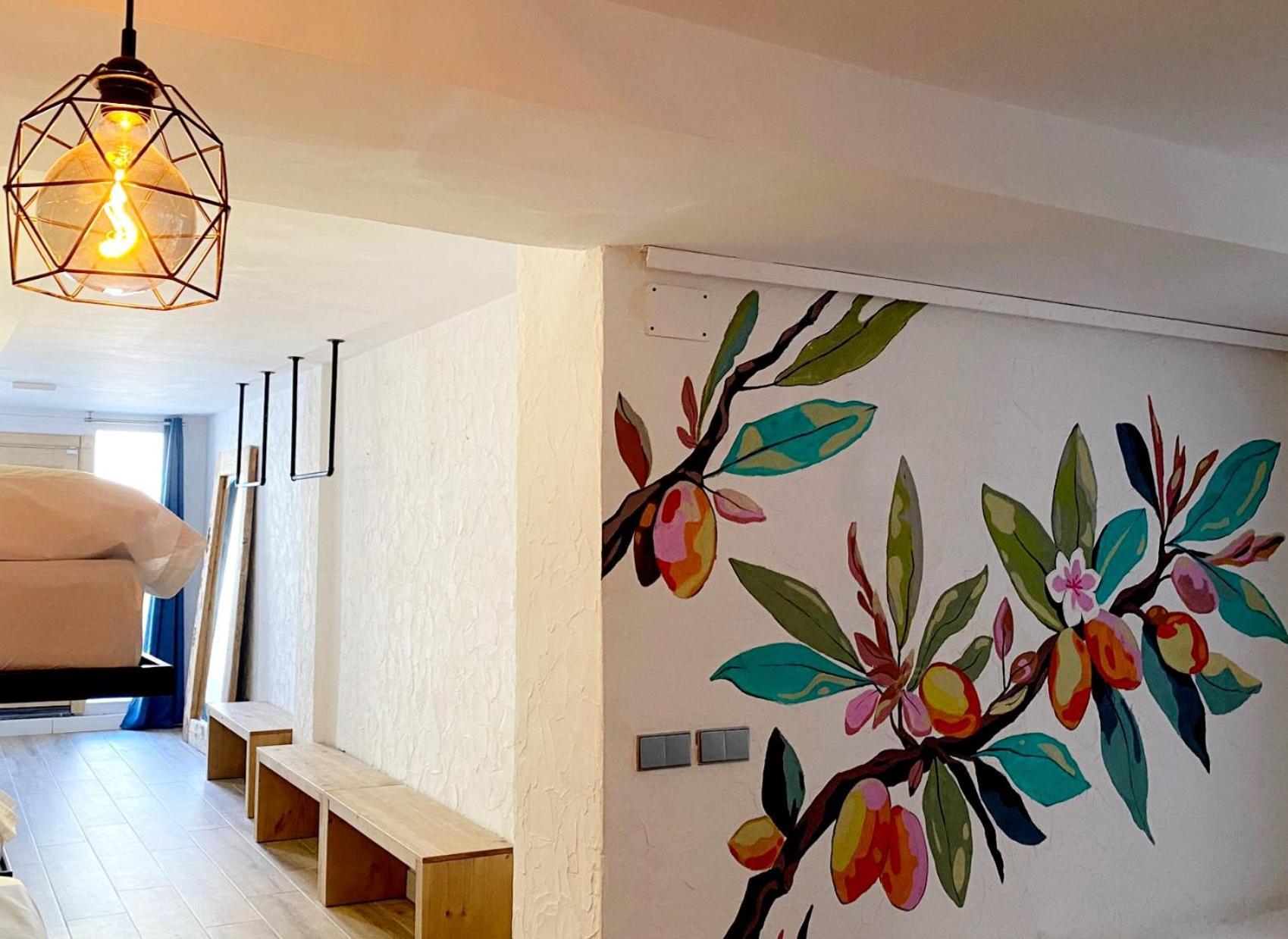 Y Hostel - Albergue Juvenil PMI Eksteriør bilde